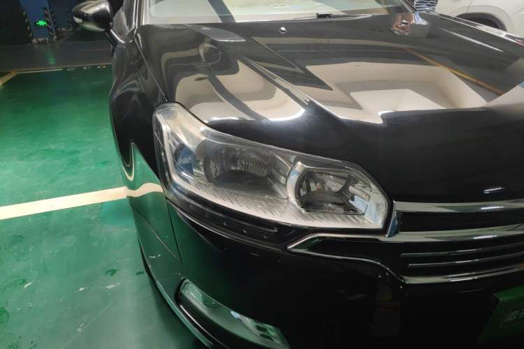 Used Citroen C5 2013 2.0L Automatic Luxury Model Right Front Headlight
