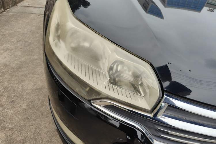 Used Citroen C5 2013 2.0L Automatic Luxury Model Right Front Headlight