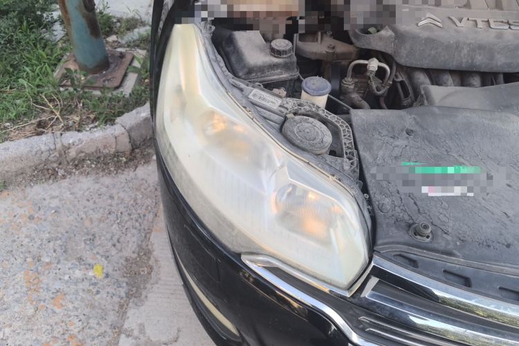Used Citroen C5 2013 2.3L Automatic Zunyu Model Right Front Headlight