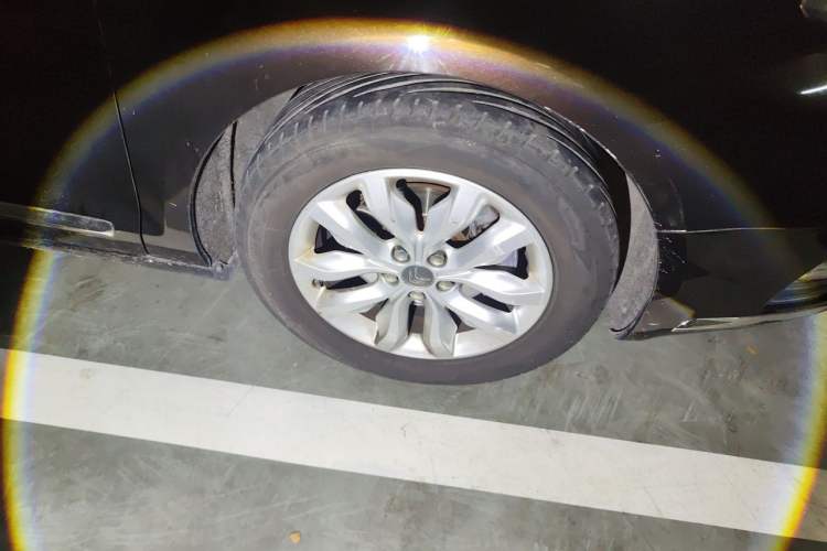 Used Citroen C5 2013 2.3L Automatic Zunyu Model Right Front Wheel Hub