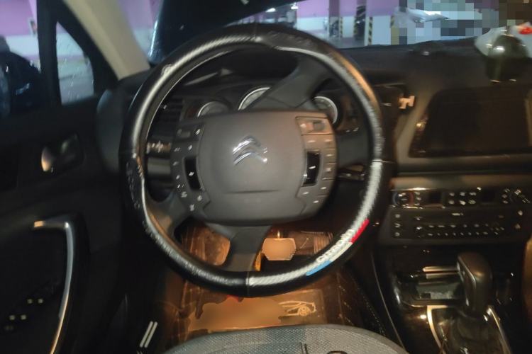 Used Citroen C5 2013 2.0L Automatic Luxury Model Steering Wheel