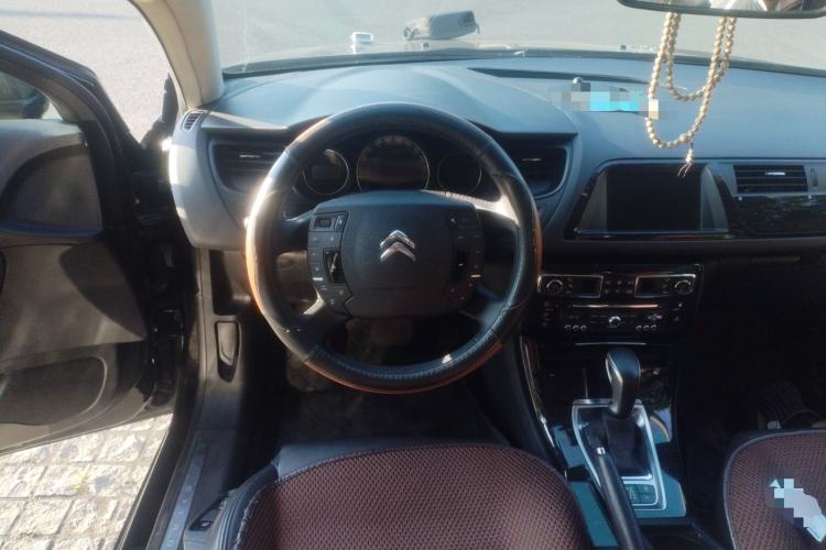 Used Citroen C5 2013 2.3L Automatic Luxury Model Steering Wheel