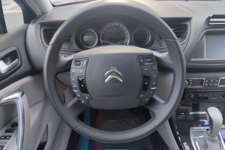 Used Citroen C5 2013 2.3L Automatic Zunyu Model Steering Wheel