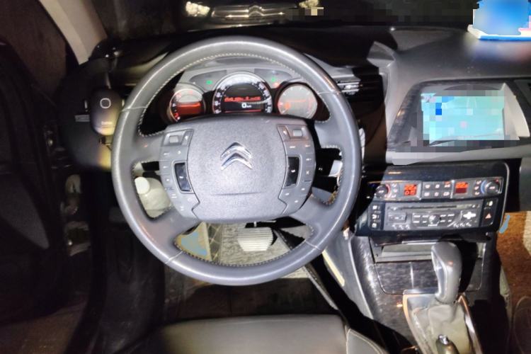 Used Citroen C5 2013 2.3L Automatic Luxury Model Steering Wheel