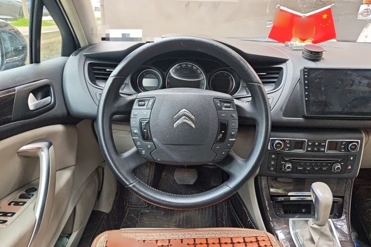 Used Citroen C5 2013 2.0L Automatic Luxury Model Steering Wheel