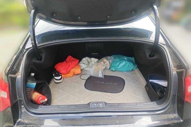 Used Citroen C5 2013 2.0L Automatic Luxury Model Trunk