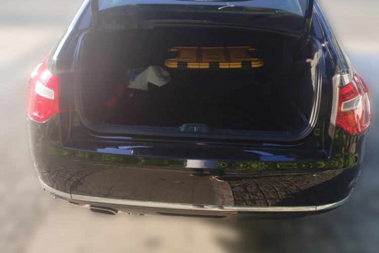 Used Citroen C5 2013 2.3L Automatic Luxury Model Trunk