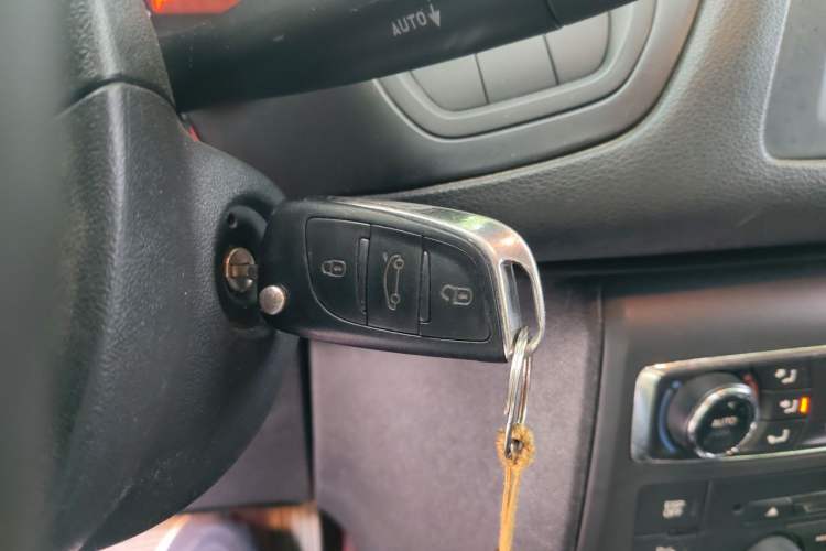 Used Citroen C5 2013 2.0L Automatic Luxury Model Vehicle Key