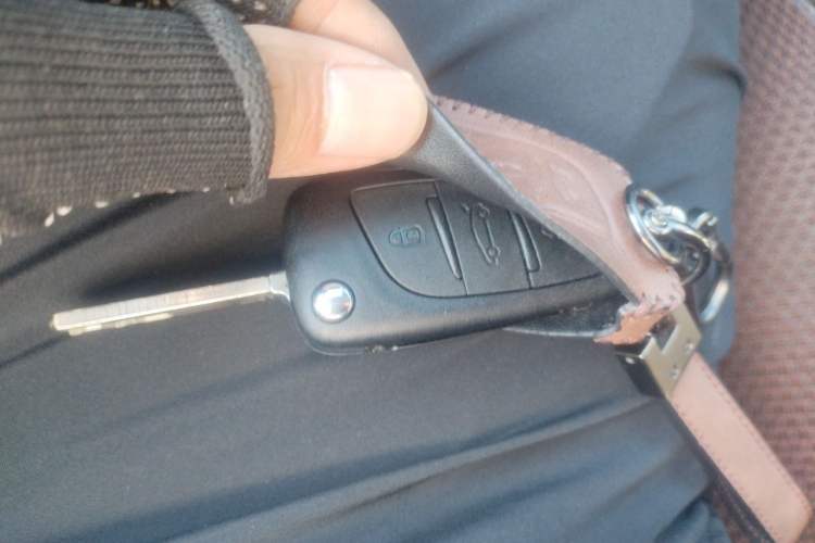 Used Citroen C5 2013 2.3L Automatic Luxury Model Vehicle Key