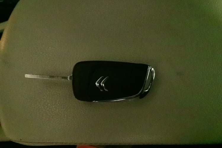 Used Citroen C5 2013 2.0L Automatic Luxury Model Vehicle Key