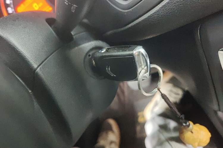 Used Citroen C5 2013 2.0L Automatic Luxury Model Vehicle Key