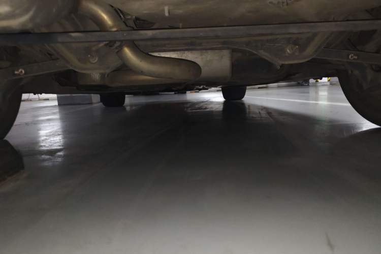 Used Citroen C5 2013 2.3L Automatic Zunyu Model Chassis Rear
