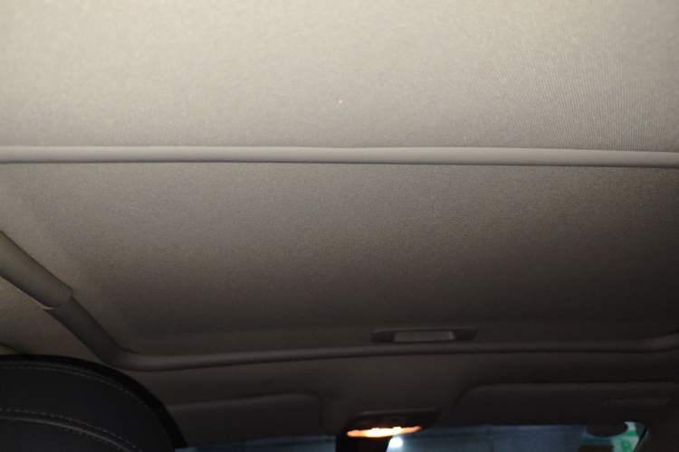 Used Citroen C5 2013 2.3L Automatic Zunyu Model Headliner