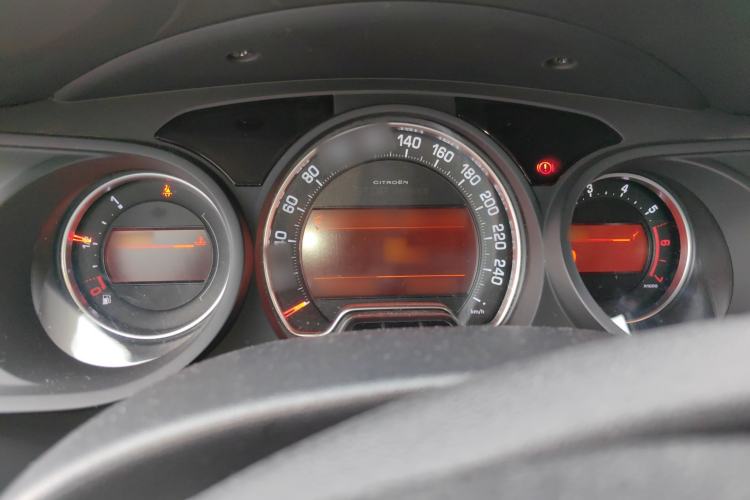 Used Citroen C5 2013 2.3L Automatic Zunyu Model Instrument Cluster