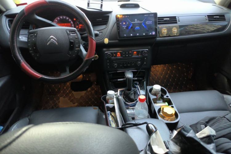 Used Citroen C5 2013 2.3L Automatic Zunyu Model Center Console