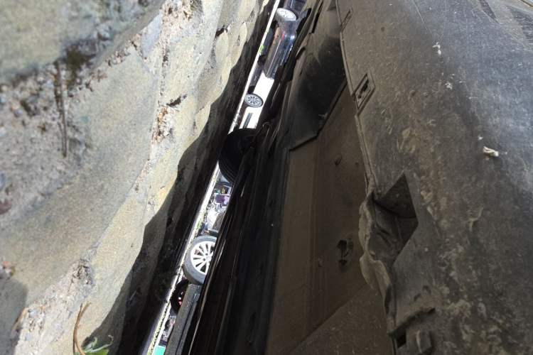 Used Citroen C5 2013 2.0L Automatic Luxury Model Chassis Front Right