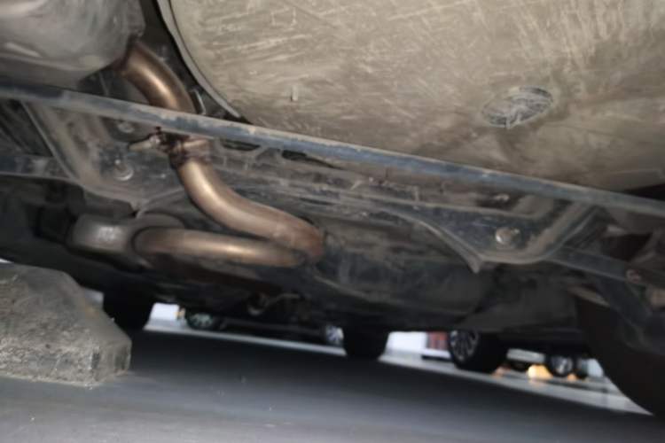 Used Citroen C5 2013 2.0L Manual Comfort Version Chassis Rear