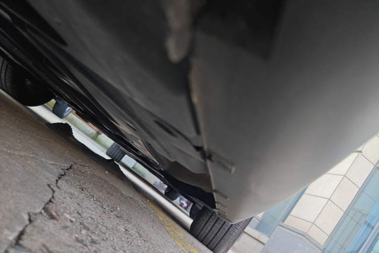 Used Citroen C5 2013 2.0L Automatic Luxury Model Chassis Rear Right