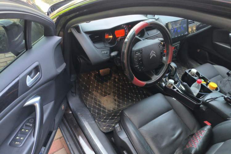 Used Citroen C5 2013 2.3L Automatic Zunyu Model Driver Seat