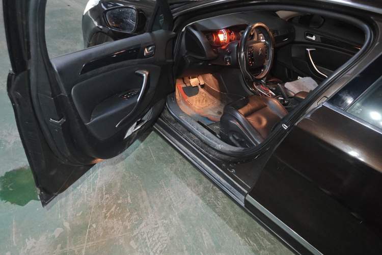 Used Citroen C5 2013 2.0L Automatic Luxury Model Driver Seat