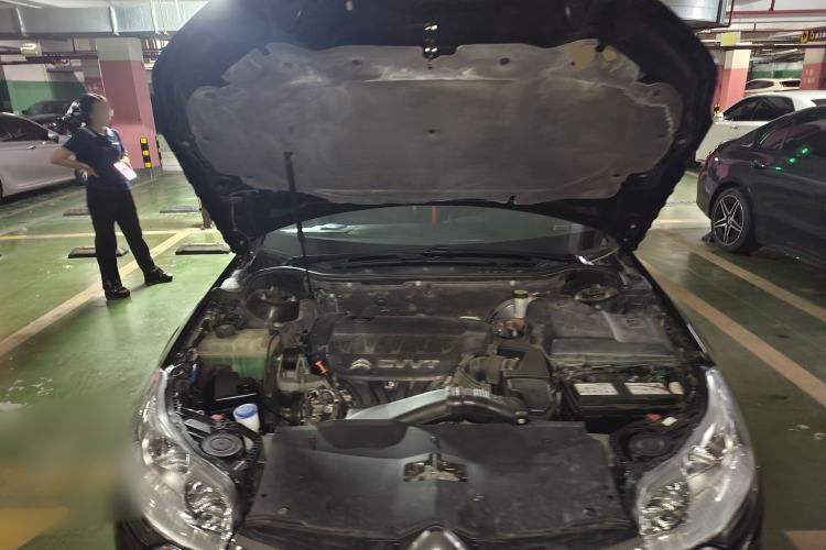 Used Citroen C5 2013 2.0L Automatic Luxury Model Engine Bay