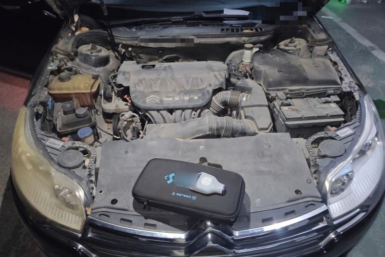 Used Citroen C5 2013 2.0L Automatic Luxury Model Engine Bay