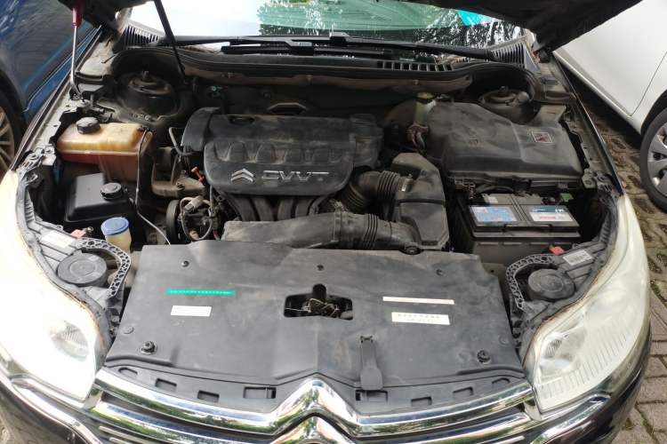 Used Citroen C5 2013 2.0L Automatic Luxury Model Engine Bay