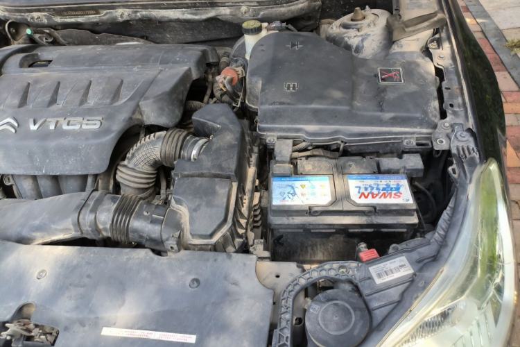 Used Citroen C5 2013 2.3L Automatic Zunyu Model Engine Bay Left