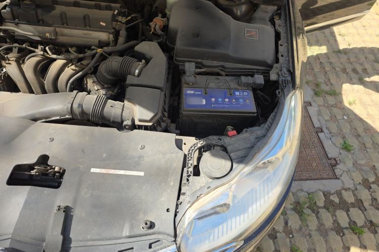Used Citroen C5 2013 2.0L Automatic Luxury Model Engine Bay Left