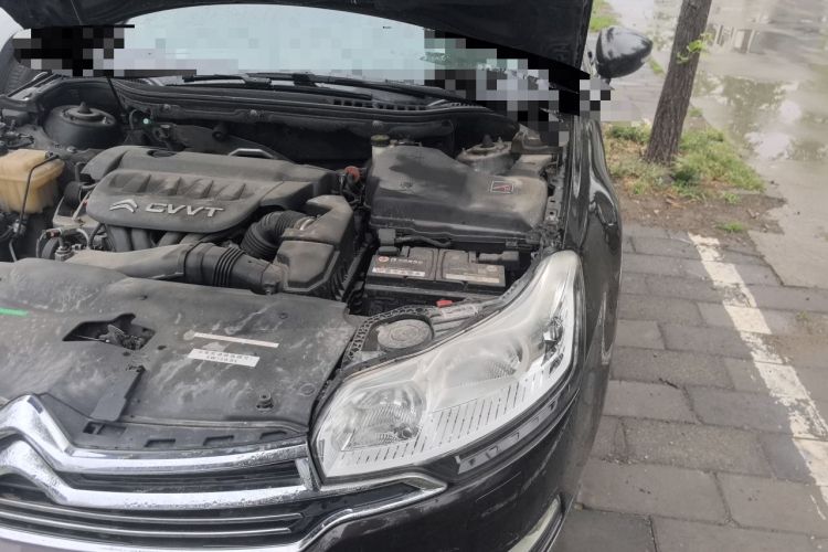 Used Citroen C5 2013 2.0L Automatic Luxury Model Engine Bay Left
