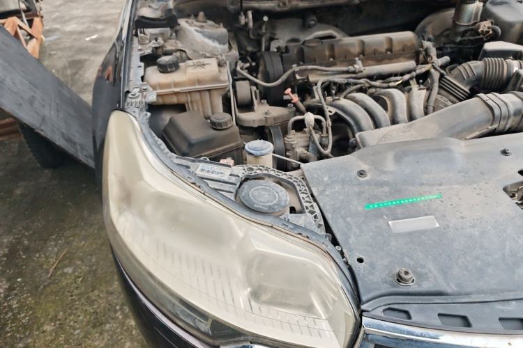 Used Citroen C5 2013 2.0L Automatic Luxury Model Engine Bay Right