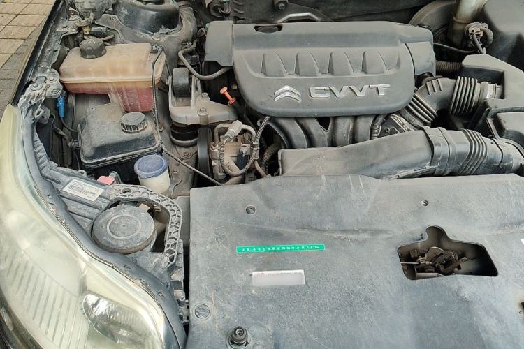 Used Citroen C5 2013 2.0L Automatic Luxury Model Engine Bay Right
