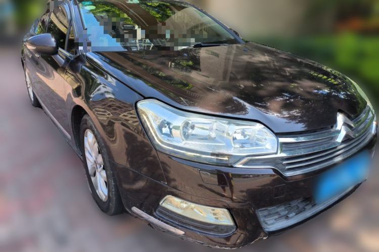 Used Citroen C5 2013 2.3L Automatic Zunyu Model Front Right 45 Deg