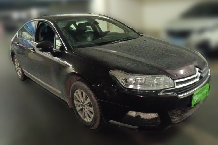 Used Citroen C5 2013 2.0L Automatic Enjoyment Model Front Right 45 Deg