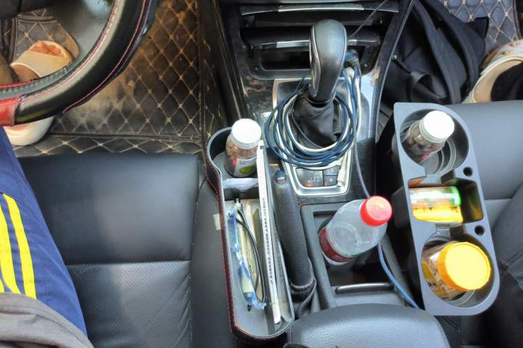 Used Citroen C5 2013 2.3L Automatic Zunyu Model Gear Lever