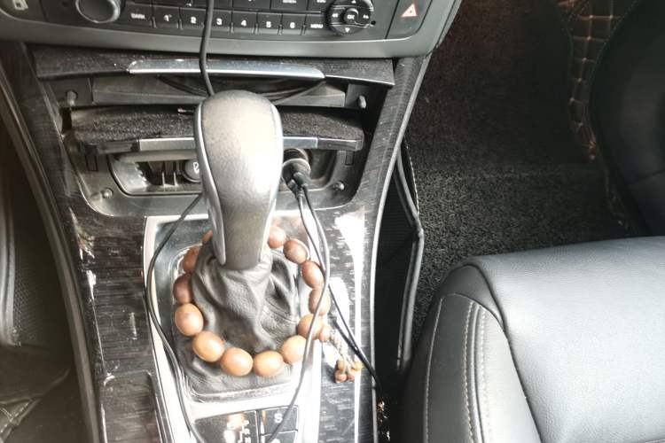 Used Citroen C5 2013 2.0L Automatic Luxury Model Gear Lever