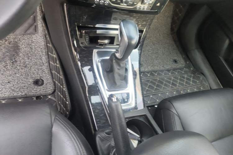 Used Citroen C5 2013 2.3L Automatic Prestige Edition Gear Lever