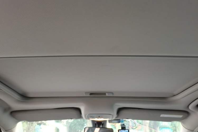 Used Citroen C5 2013 2.0L Automatic Luxury Model Headliner