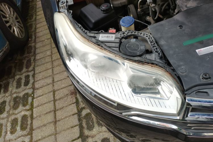 Used Citroen C5 2013 2.0L Automatic Luxury Model Right Front Headlight