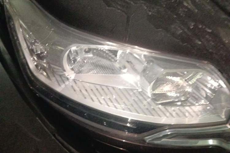 Used Citroen C5 2013 2.0L Automatic Enjoyment Model Right Front Headlight