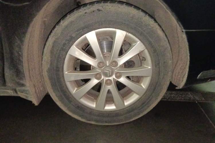 Used Citroen C5 2013 2.0L Automatic Enjoyment Model Right Front Wheel Hub