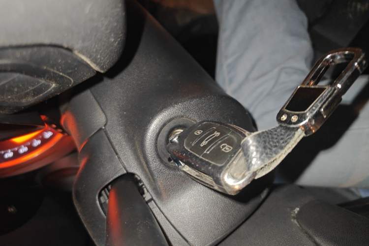 Used Citroen C5 2013 2.0L Automatic Luxury Model Vehicle Key