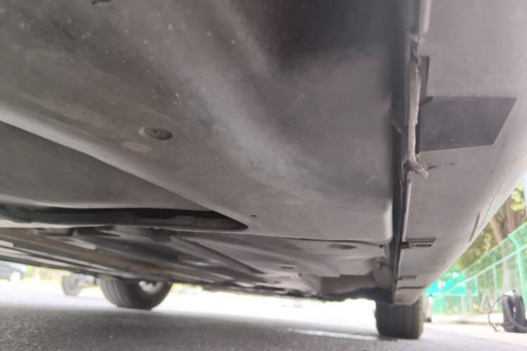 Used Citroen C5 2013 2.0L Automatic Luxury Model Chassis Rear Right