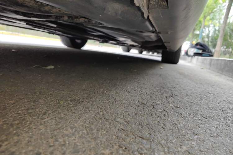 Used Citroen C5 2013 2.3L Automatic Zunyu Model Chassis Rear Right