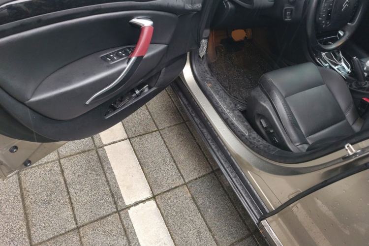 Used Citroen C5 2013 2.0L Automatic Luxury Model Driver Seat