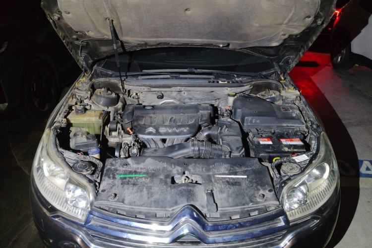 Used Citroen C5 2013 2.0L Automatic Luxury Model Engine Bay