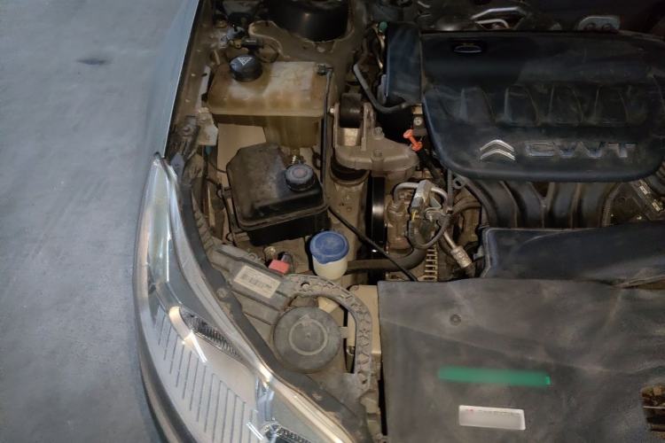 Used Citroen C5 2013 2.0L Automatic Luxury Model Engine Bay Right