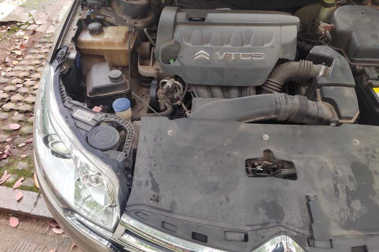 Used Citroen C5 2013 2.3L Automatic Prestige Edition Engine Bay Right