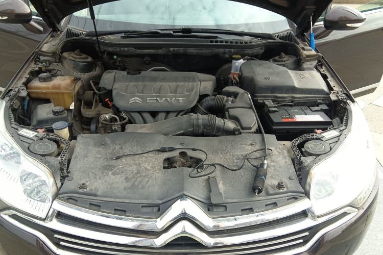 Used Citroen C5 2013 2.0L Automatic Luxury Model Engine Bay