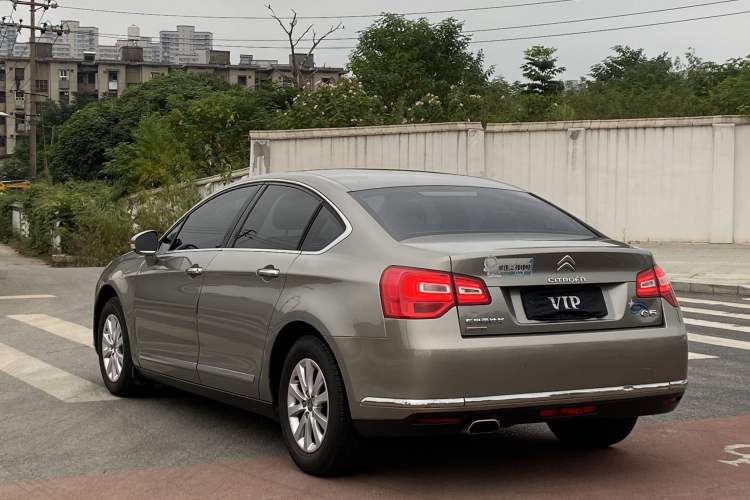 Used Citroen C5 2013 2.0L Automatic Luxury Model Exterior 3